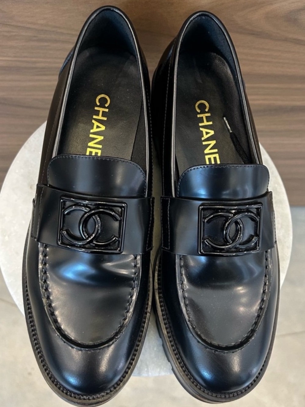 CHANEL Black Patent Leather CC-Logo Slip-On Loafers - Picture 3 of 6